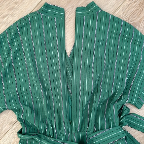 Maggy London Jumpsuit - Picture 3 of 3